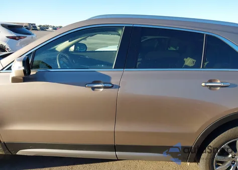 2023 Cadillac Xt4 Fwd Premium Luxury z USA, uszkodzony, nr VIN 1GYFZCR48PF121027